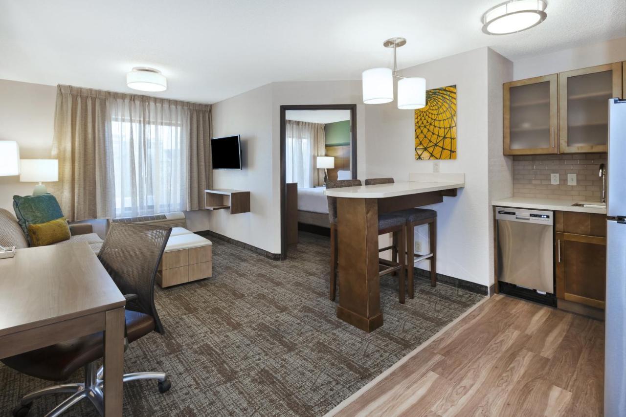 สเตย์บริดจ์ สวีท โคลัมเบีย - ไฮเวย์ 63 แอนด์ I -70 Hotel ภายนอก รูปภาพ