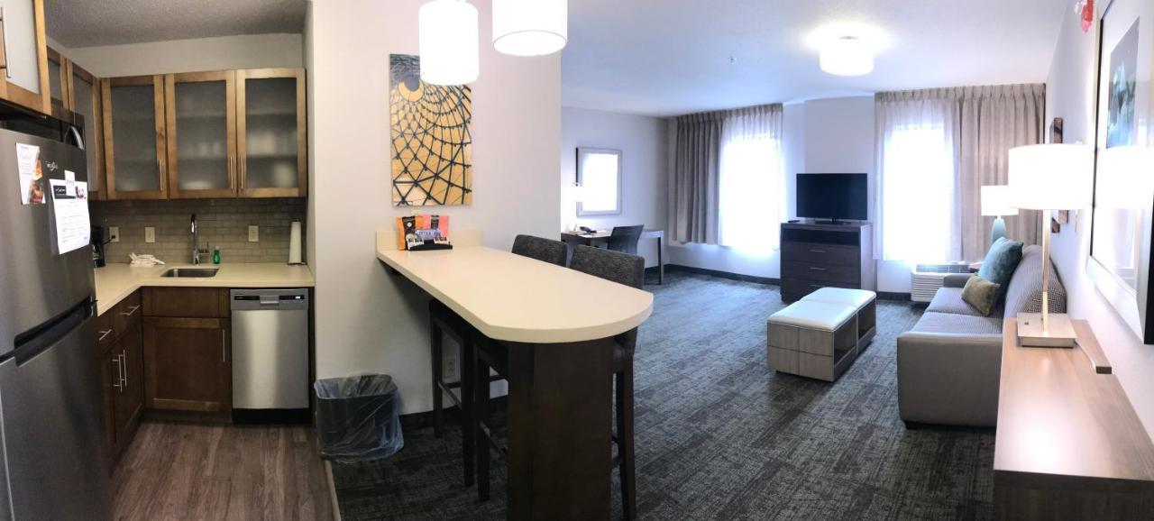 สเตย์บริดจ์ สวีท โคลัมเบีย - ไฮเวย์ 63 แอนด์ I -70 Hotel ภายนอก รูปภาพ